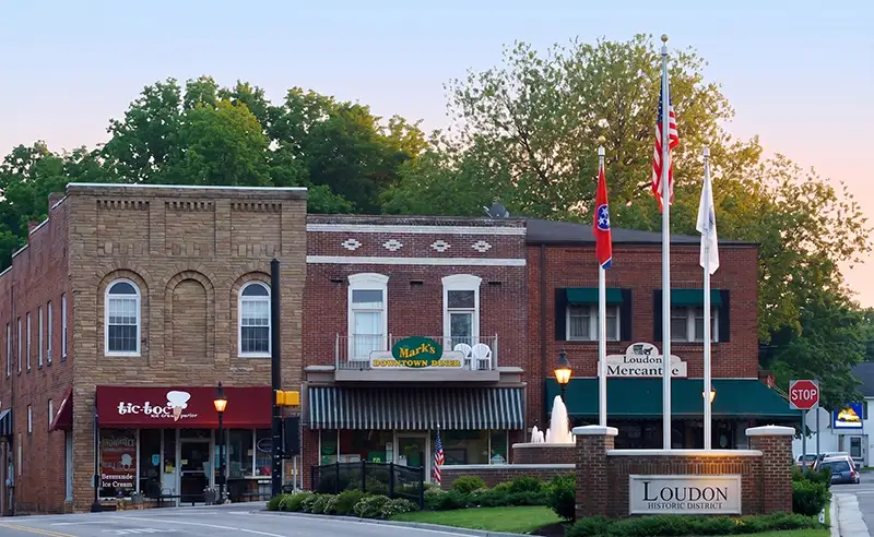 Historic Loudon, TN - In the heart of Tennessee's River Valley